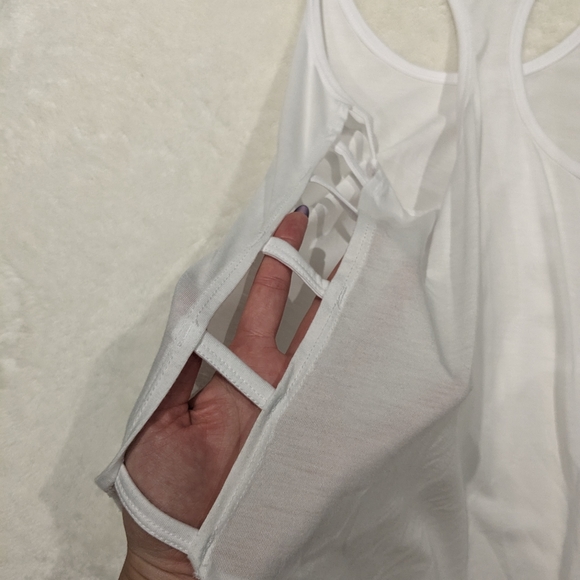 Hyba sport top - Picture 4 of 4